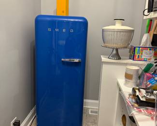 SMEG F28 Retro small refrigerator