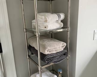 RH etagere