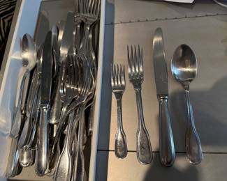 Christofle flatware set 32 pieces