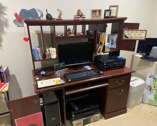Nice computer hutch, Windows 7 PC with password and accessories.