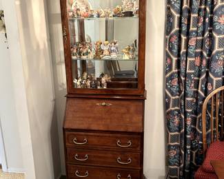 Cute secretary with Rockwell, Cherished Teddies and more.