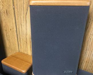 Advent Bookshelf Speakers