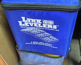 RV Lynx Levelers Kit