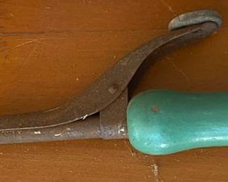 Old Curling Iron