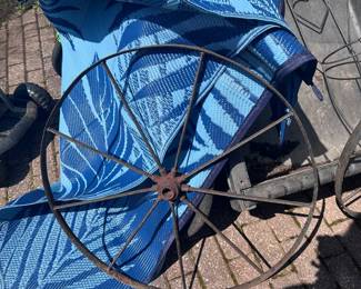 32" #2 Wagon Wheel $14.00