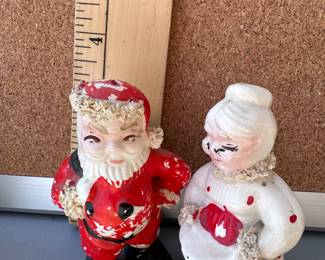 Mr and Mrs Claus $3.00