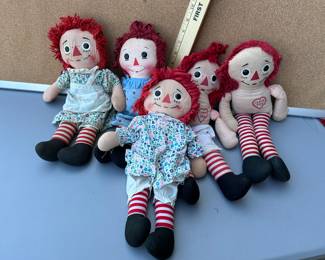5 Raggedy Ann Dolls #9 $24.00
