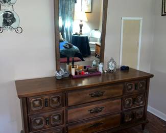 Dresser/MIrror