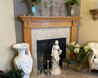 home decor in excellent condition