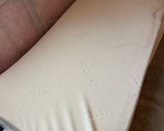 Tempurpedic mattress topper