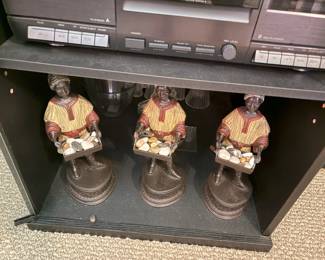 figurines