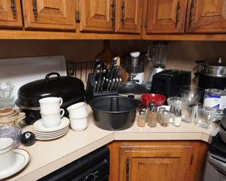 knives, kitchen appliances