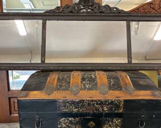 Mirrors with VictorianHumback trunk