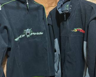 ArcticWear Pullovers