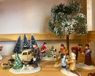 Christmas Village Pieces