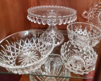 Several Gorgeous crystal pieces