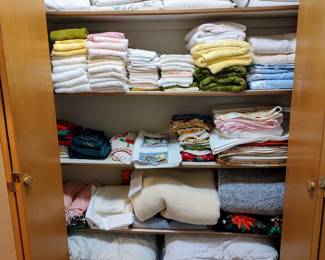 Towels, bed linens, pillows, dish towels, hand towels, table clothes