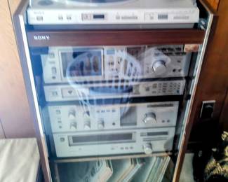 Everything seems to be working except the receiver! Priced to sell!
Gospel records!