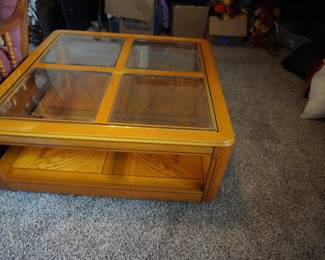 cocktail table