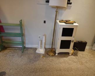shelving, boot dryer,