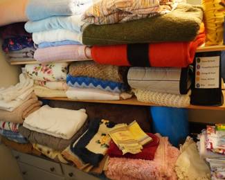 blankets, afghans