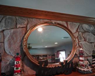 oval mirror