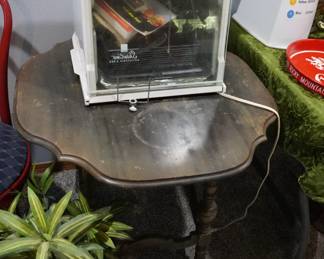rotisserie cooker, table