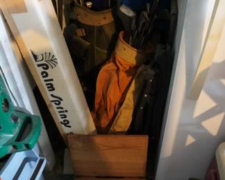 golf clubs, golf balls