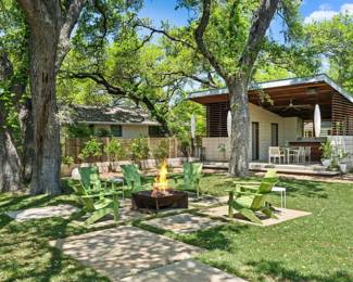 outdoors/ cabana area