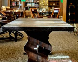 Wormwood table
