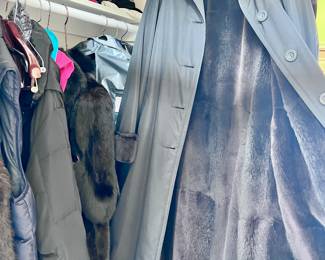 CLOTHING WAS STILL HANGING WITH THE DRY CLEANER BAGS ON THEM! PRESTIGE CONDITION. MOST CLOTHING IS LARGE AND XLARGEL SOME MEDIUMS ALL IN GREAT SHAPE. BRANDS LIKE RALPH LAUREN, CHRISTIAN DIOR, ST. JOHNS, NEIMAN MARCUS, NORDSTROMS, ESKANDAR, SO MANY MORE! ... SILK, LINEN, LEATHER