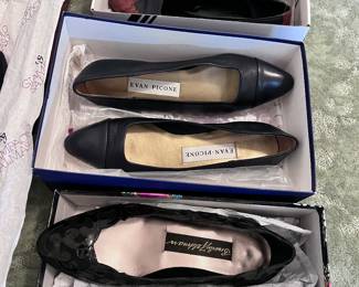 WOMENS SHOES MOSTLY 8, 8.5 AND 9