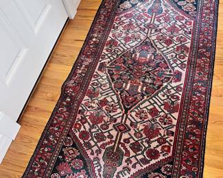 Many antique oriental rugs various sizes