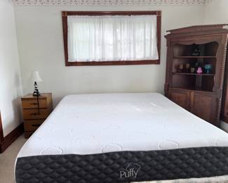 King size bed