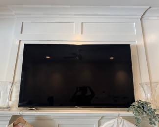 Samsung TV with remote