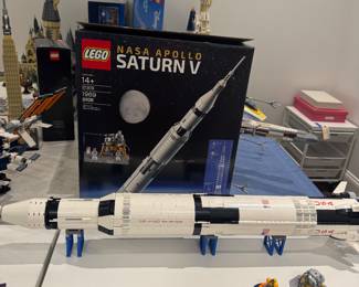 NASA Apollo Saturn v Lego set with box and booklet 