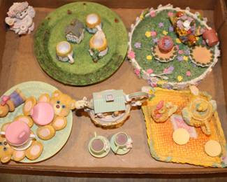 Collector mini tea sets
