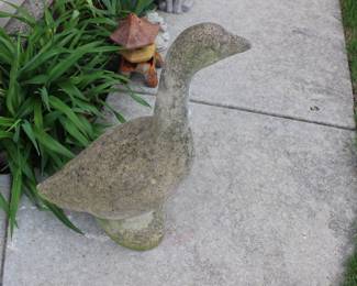 Concrete goose