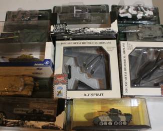 Various diecast tanks and planes, smaller size (see list in description)