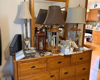 . . . with matching mirrored oak dresser