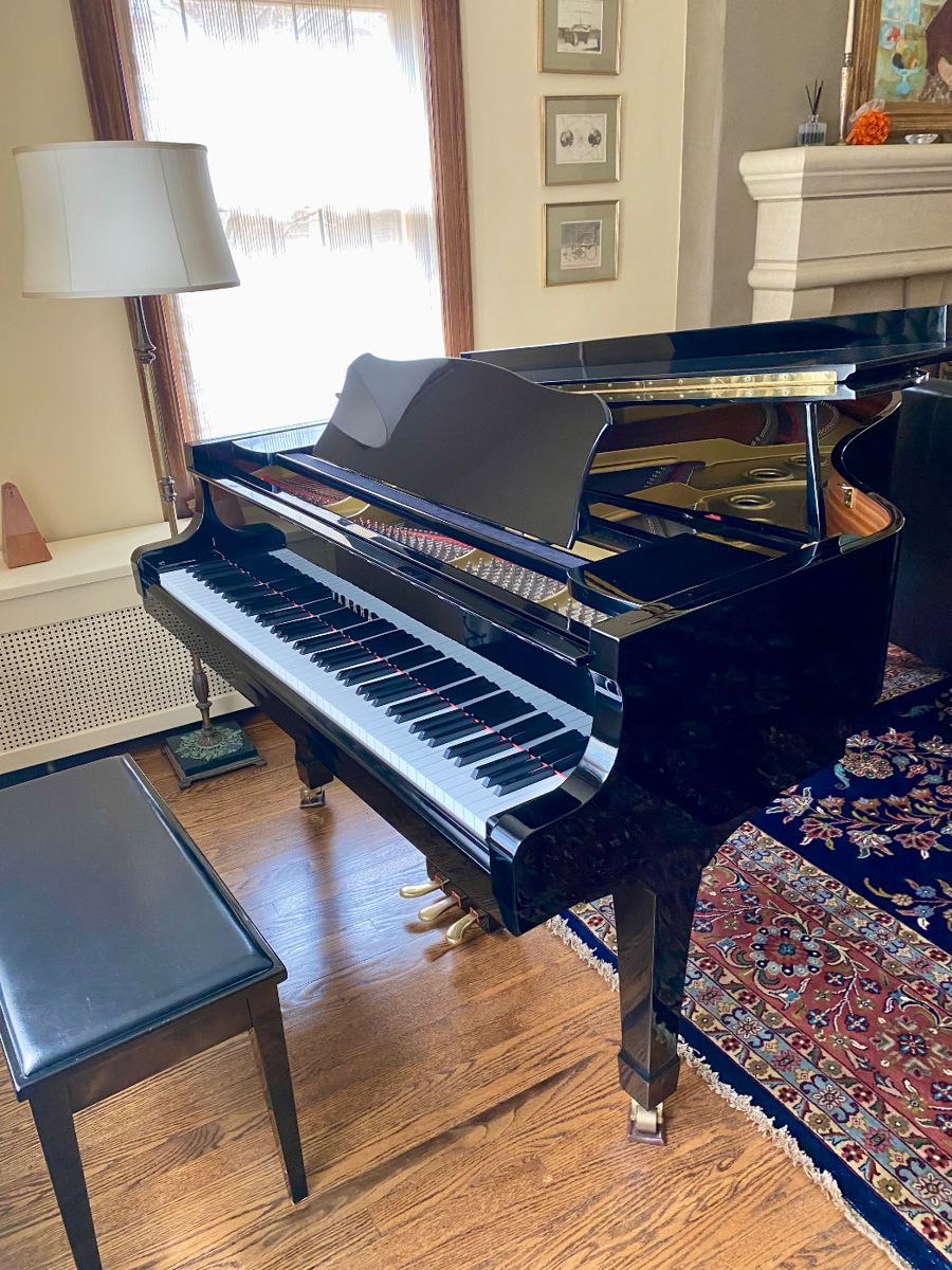 Yamaha C3 (Conservatory) Grand piano includes the bench and a padded cover for the piano. Piano also includes a aftermarket humidification unit that provides moisture to the surrounding air to prevent drying out the wood. Piano last tuned 16 months ago.