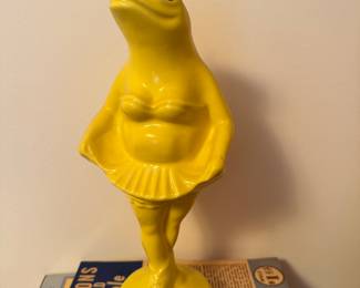 Picture 1 of 3
Vintage Enchanto California Pottery ceramic yellow ballerina frog, possibly dating back to the 1950s