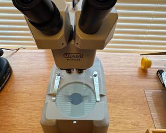 Vixen binocular stereo microscope