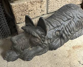 Vintage Cast Iron Scottie Dog Doorstop