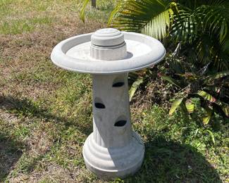 Precious White Bird Bath