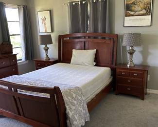 Queen Bed With Nice Mattress