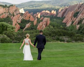 Gorgeous Madison James Wedding gown, size 4