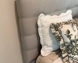 Sleep Number King Split Bed! Make An Offer! 