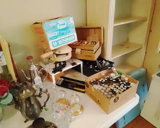 Small kiln with enamels, bottles, dental tools, a small sample of gold foil, and more