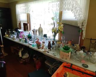 Many vases.